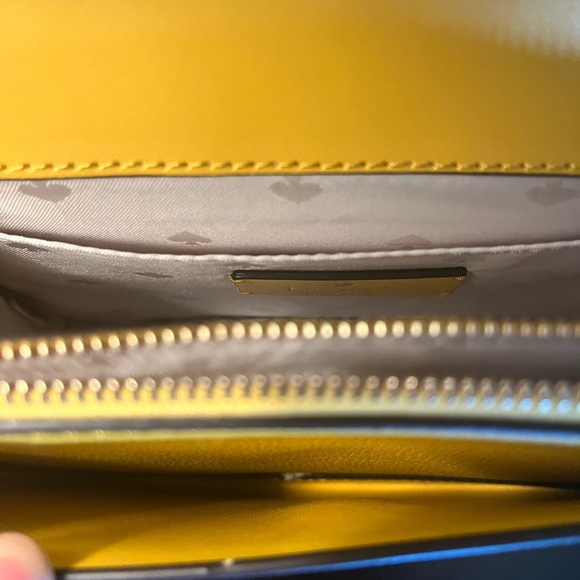 Kate Spade NWT Remi Flap Chain Crossbody Sunflower - Picture 7 of 11